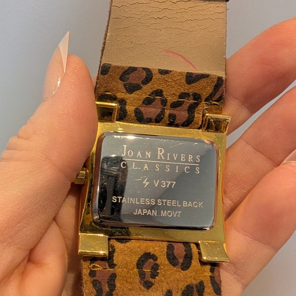 Joan Rivers Gold and Brown Smartwatch with Bold Design - Picture 8 of 11